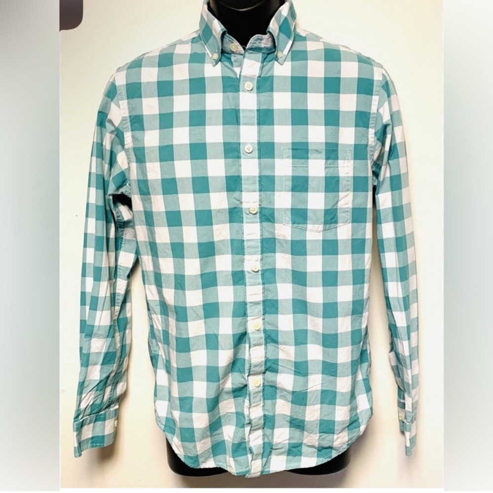 Merona Green and White Casual Button Down Shirt with Gingham Pattern